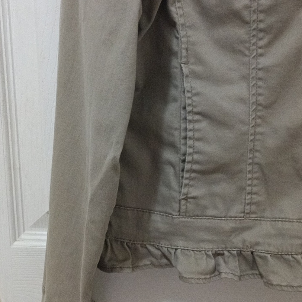 Baccini Taupe Jacket with Ruffle Trim Metal Buttons Ladies Large - Picture 8 of 12